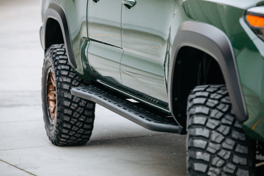 2ND GEN TACOMA ALUMINUM SLIDERS WITH REAR KICK OUT