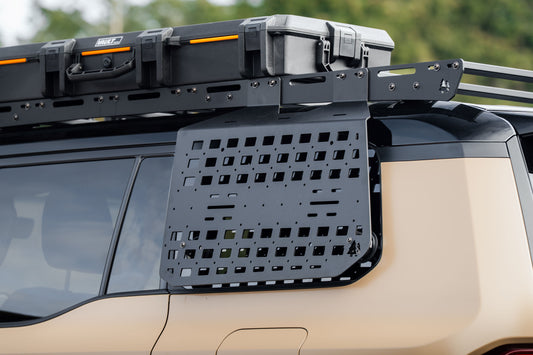 Land Cruiser Molle side panels